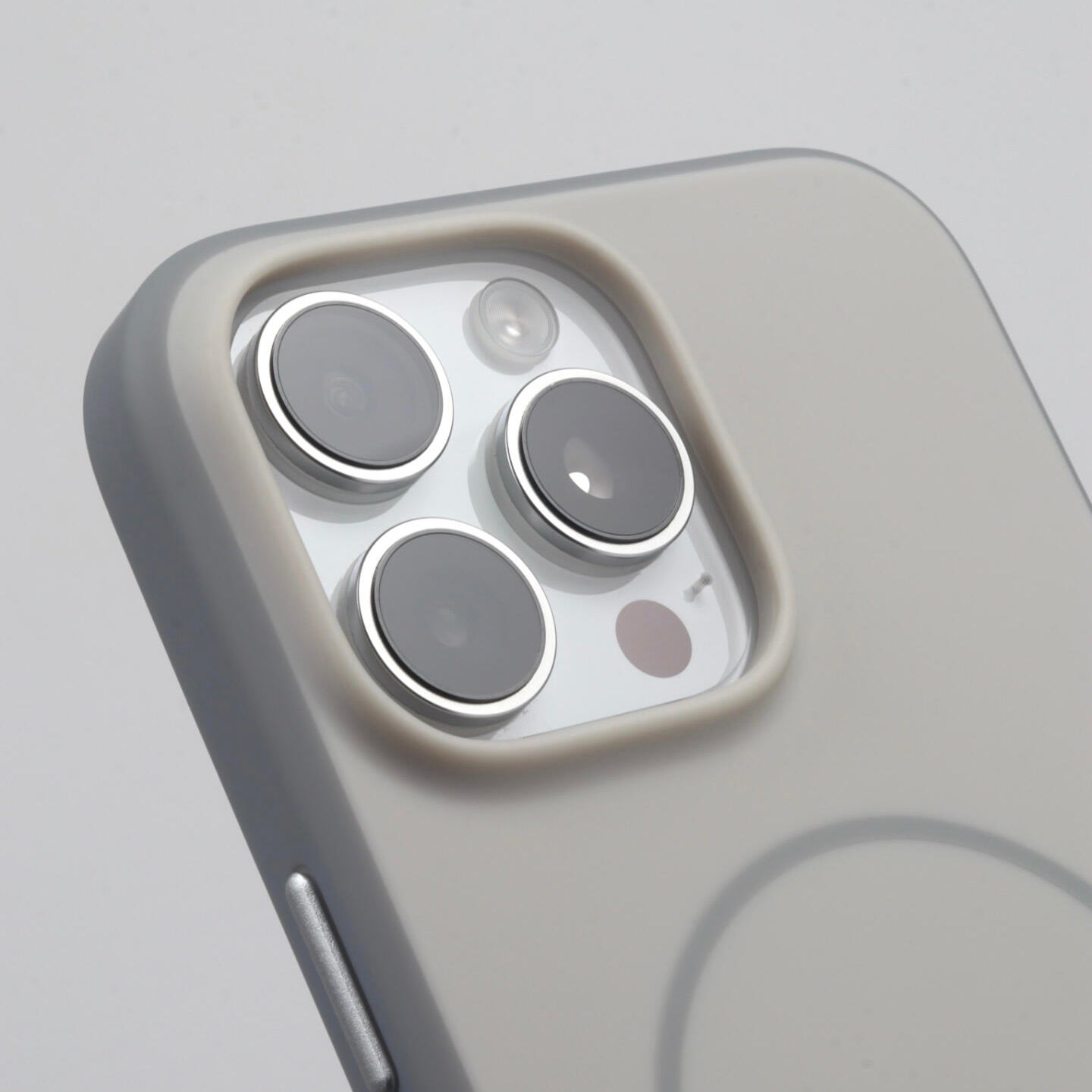 Simple MagSafe iPhone Case