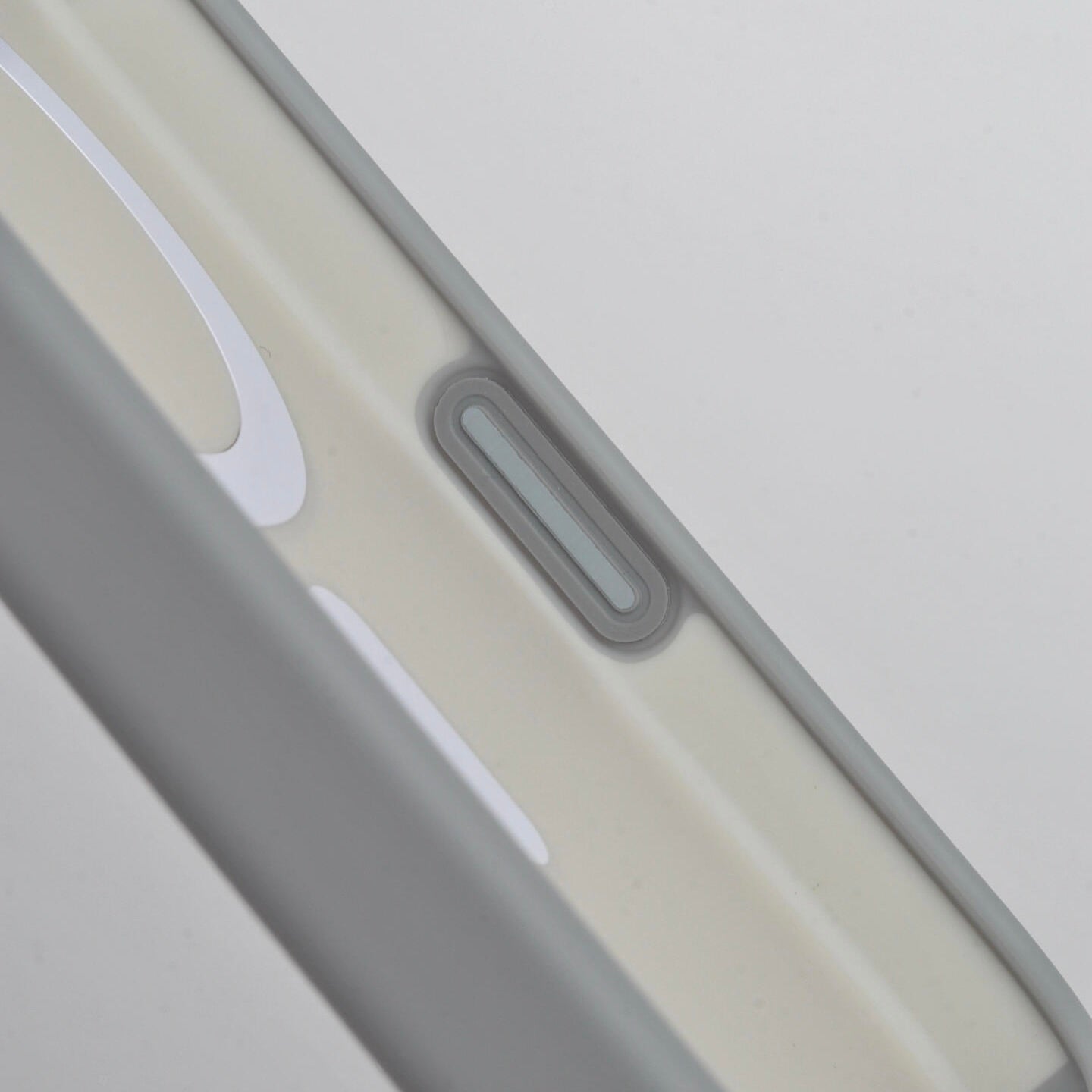Simple MagSafe iPhone Case